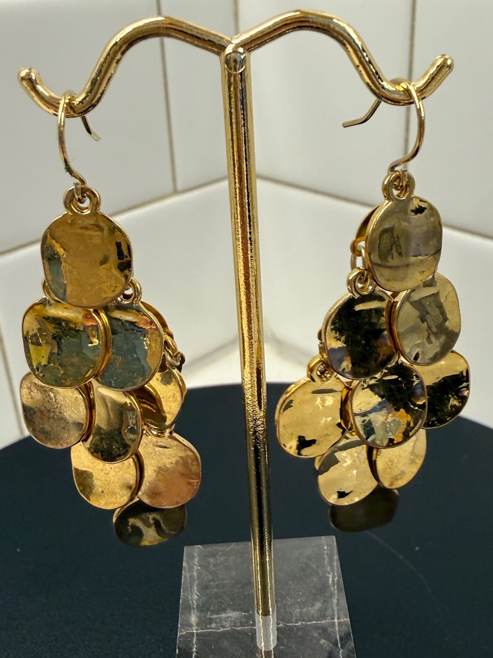 Liz Claiborne Shiny Gold Disc Cluster Dangle Earrings